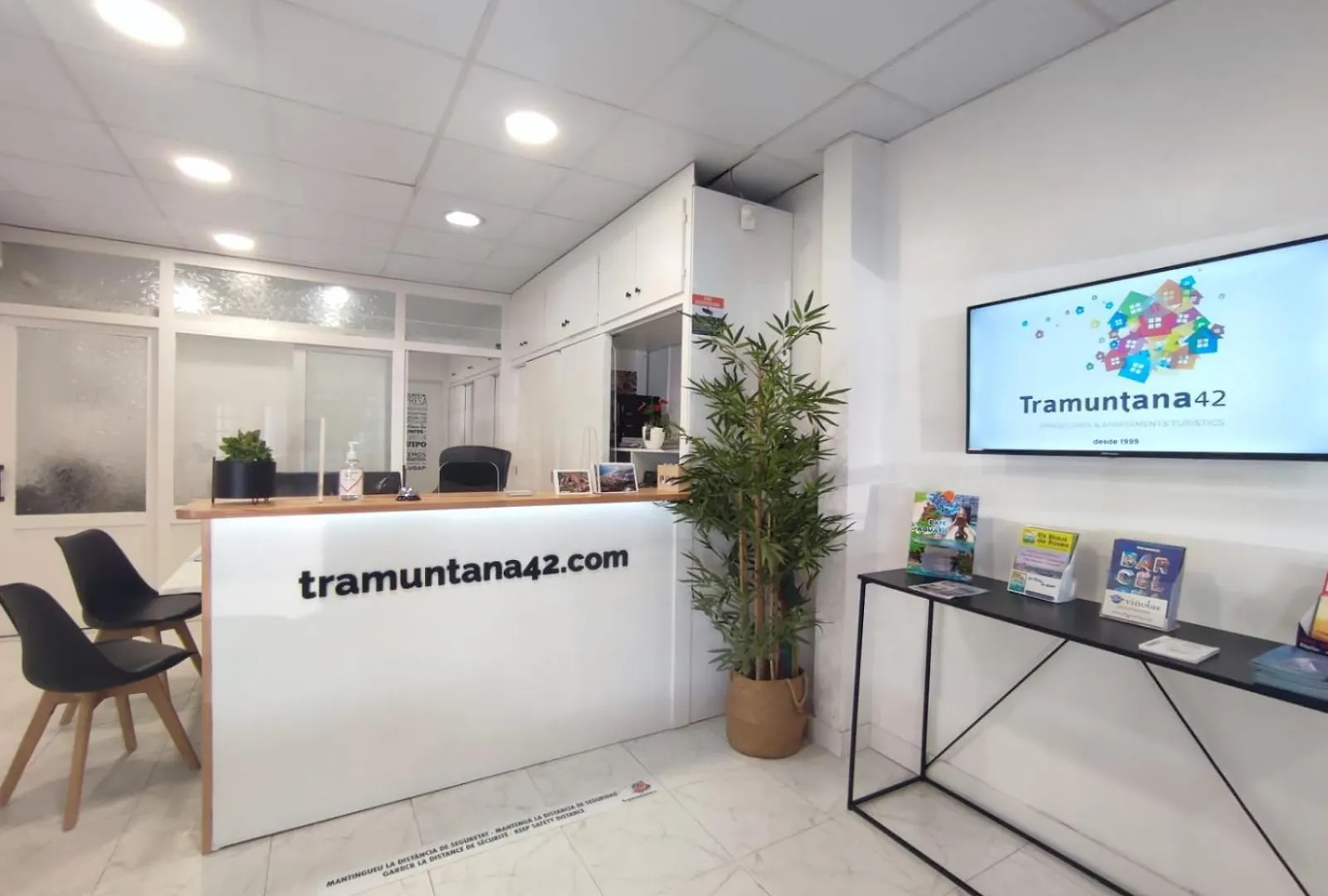 Studios Isla De Rosas Tramuntana 42 Apartment Roses